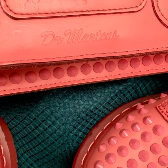 Dr. Martens Pink Studded Cambridge Satchel - Picture 8 of 16